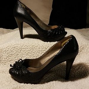 Moda Spana Black Snakeskin Leather Heels